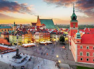 Fototapete - Night panorama of Old Town in Warsaw, Poland
