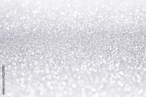 Fotografía Elegant white and silver glitter sparkle confetti background or party invitation