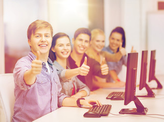 Wall Mural - students with computer monitor showing thumbs up