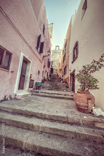 Fotografia  narrow alley in Castelsardo