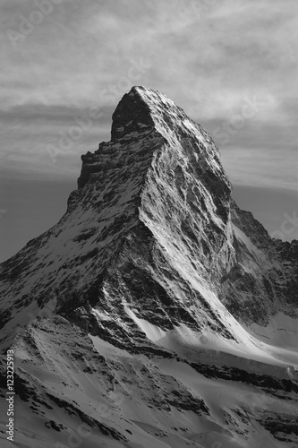 Cuadros en Lienzo Mountain Matterhorn at dusk, Zermatt, Switzerland