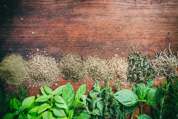 Canvas Print - Herbs on a wooden surface