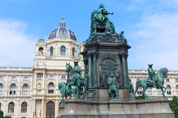 Wall Mural - Natural History Museum and Maria Theresia monument