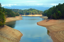 Drought-stricken Lake In North Carolina, USA, With Smoky Mountains In The Background