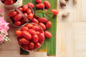 Pear cherry tomatoes is organic healthy food.