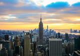 Fototapeta Miasta - A scenic sunset with the skyscrapers of New York City