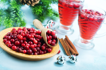 Canvas Print - cranberry drink and berries