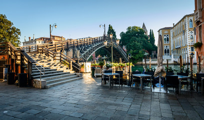 Wall Mural - Rialto bridge in Venice