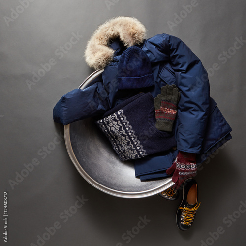 Zdjęcie XXL Piękny zestaw zimowych ubrań męskich