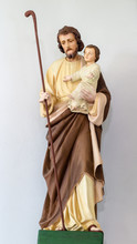 Sculpture Of Saint Joseph With Little Jesus Christ
