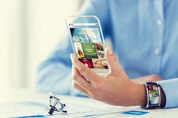 Poster - close up of woman with application on smartphone