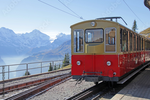 Fotomural Schynige platte, bahnhof, schweiz