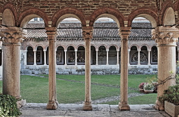 Wall Mural - Columns and arches in the medieval cloister of Saint Zeno. Verona, Italy - HDR