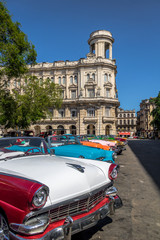 Sticker - Cuban colorful vintage cars in front of National Museum of Fine Arts - Havana, Cuba