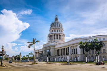 Sticker - The Capitol (El Capitolio) building - Havana, Cuba