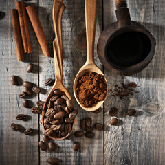 Wall Mural - Coffee beans and pot