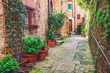 Fototapete - Alley in Italian old town Tuscany Italy