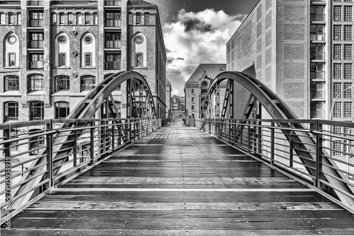 Fototapeta do kuchni Bogenbrücke in der Speicherstadt Hamburg