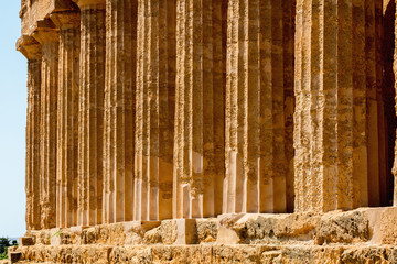 Wall Mural - Ancient Greek (c.430 BC) Temple of Concordia in the Valley of the Temples, Agrigento is the largest and best-preserved Doric temple in Sicily and one of the best-preserved Greek temples in the world.