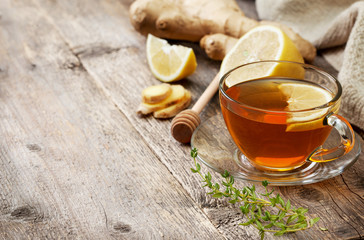 Canvas Print - tea with ginger, lemon