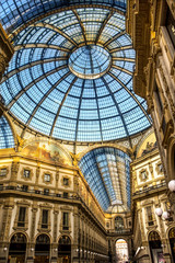 Galleria Vittorio Emanuele Milan piazza Duomo