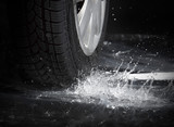 Tire while raining