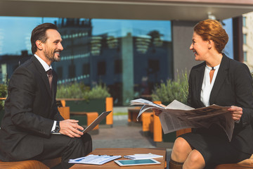 Aufkleber - Joyful business partner enjoying cooperation
