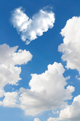 romantic Heart Cloud abstract blue sky and cloud nature backgrou