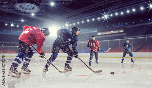 Obrazy Hokej  mecz-hokejowy-na-lodowisku-media-mieszane-rozne-srodki-przekazu