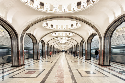 Dekoracja na wymiar  stacja-metra-mayakovskaya-w-moskwie-rosja