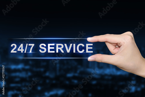 Fényképezés hand clicking 24 hours a day, 7 days a week service button