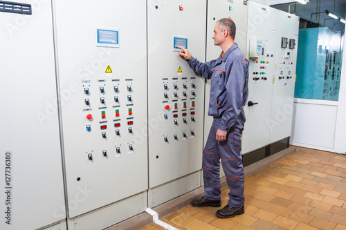 Fuse Box Circuit Builder - Wiring Diagram