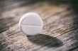 round pills paracetamol or aspirin