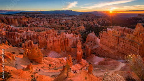 Fotografía Scenic view of stunning red sandstone in Bryce Canyon National P