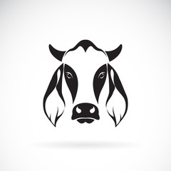 Wall Mural - Vector of cow head design on white background. Cow logo