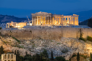 Fototapete - Parthenon and Herodium construction in Acropolis Hill in Athens,