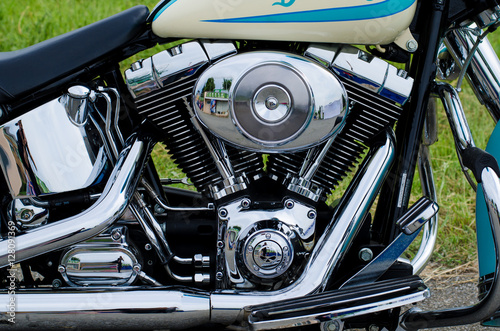 Fotografía Bloque de motor de motocicleta de cromo brillante