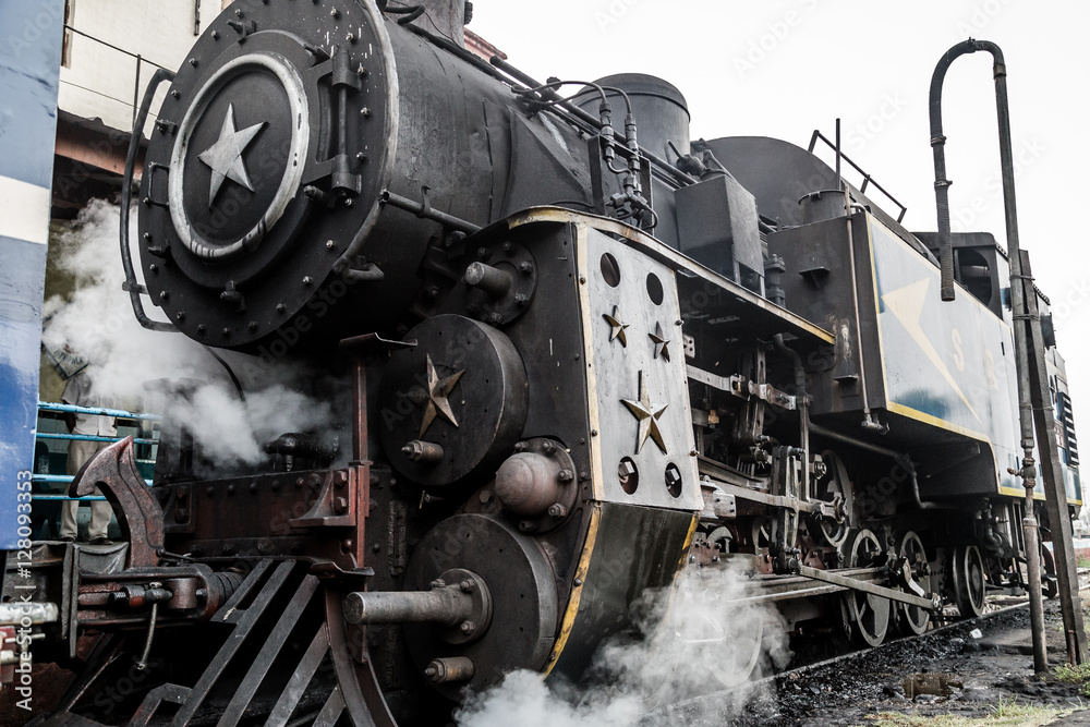 Old Train In India Old steam engine locomotive train and smoke at Ooty trains station ...