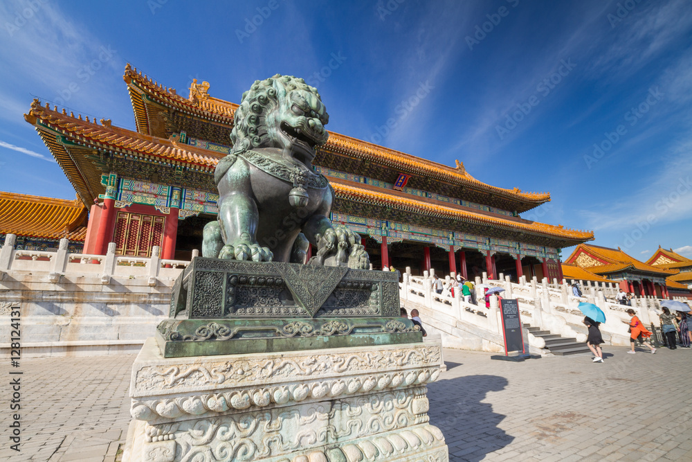 Chinese guardian lion, Forbidden City, Beijing, China - obrazy, fototapety, plakaty 