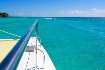 Wall Mural - yacht side view