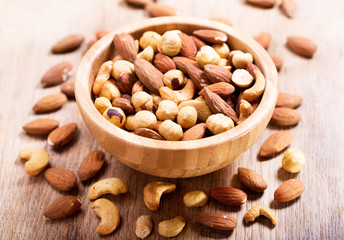 Sticker - mixed nuts in a bowl