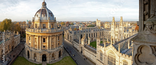 Fotomural Radcliffe Camera and All Souls College, Oxford University, Oxford, UK