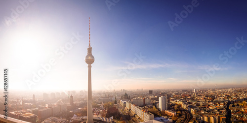 Über den Dächern von Berlin, Fernsehturm, Rotes Rathaus, Berliner Dom Poster