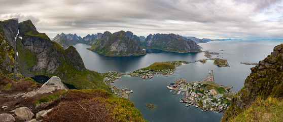 Canvas Print - Norway Panorama in Lofoten island: Reinebringen - Reine town