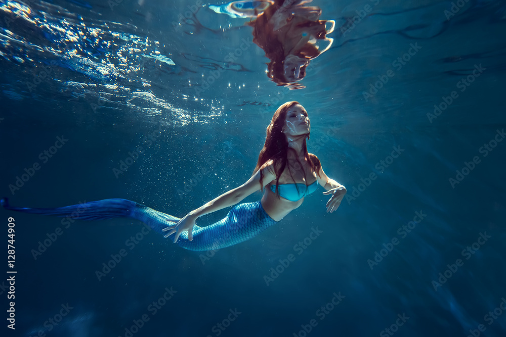 Freediver girl with mermaid tale - obrazy, fototapety, plakaty 