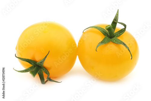 Fotografie, Tablou  fresh dutch yellow tasty tom tomatoes on a white background