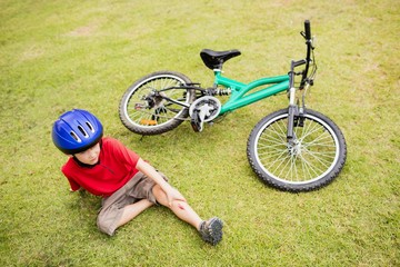 Poster - Sad child falling from his bike