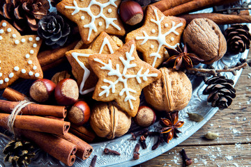 Canvas Print - Christmas decor with gingerbread