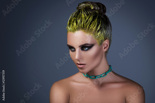 Fototapeta do kuchni Portrait of stylish girl with a yellow hair