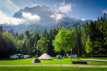 Wall Mural - campeggio in mezzo ai boschi in austria
